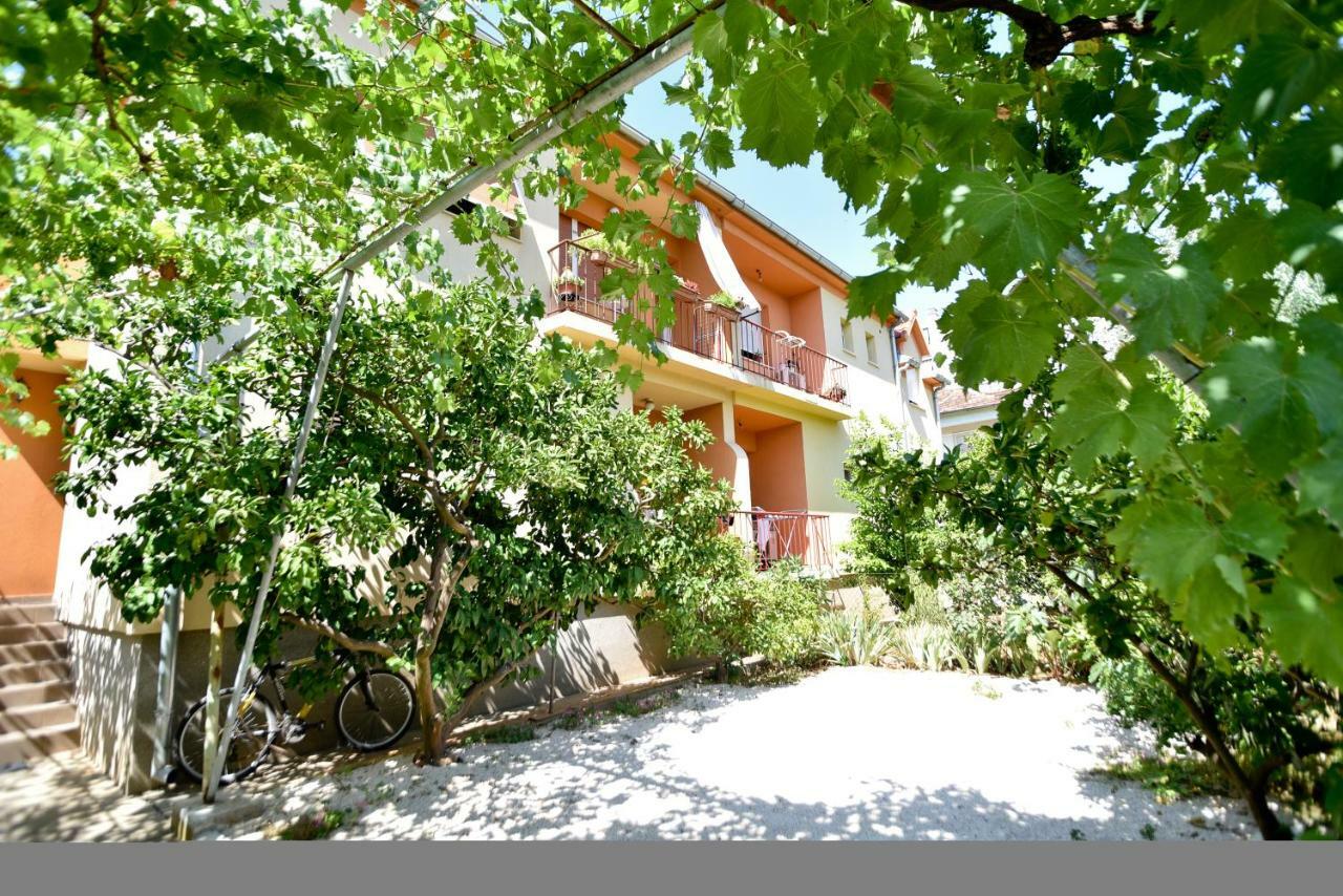 Mihaela Apartment Zadar Buitenkant foto